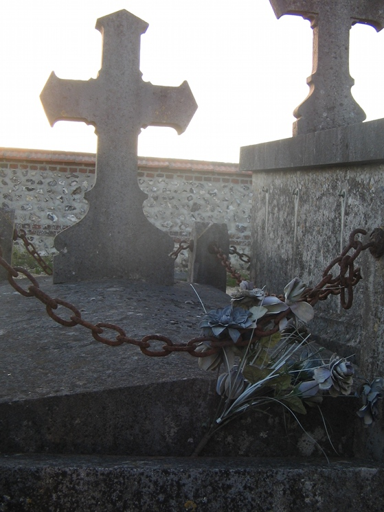 Cimetiere-Tombe-Brouillard